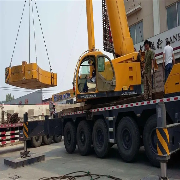 樊城当地吊车出租|机器吊装|75吨|工厂搬迁服务